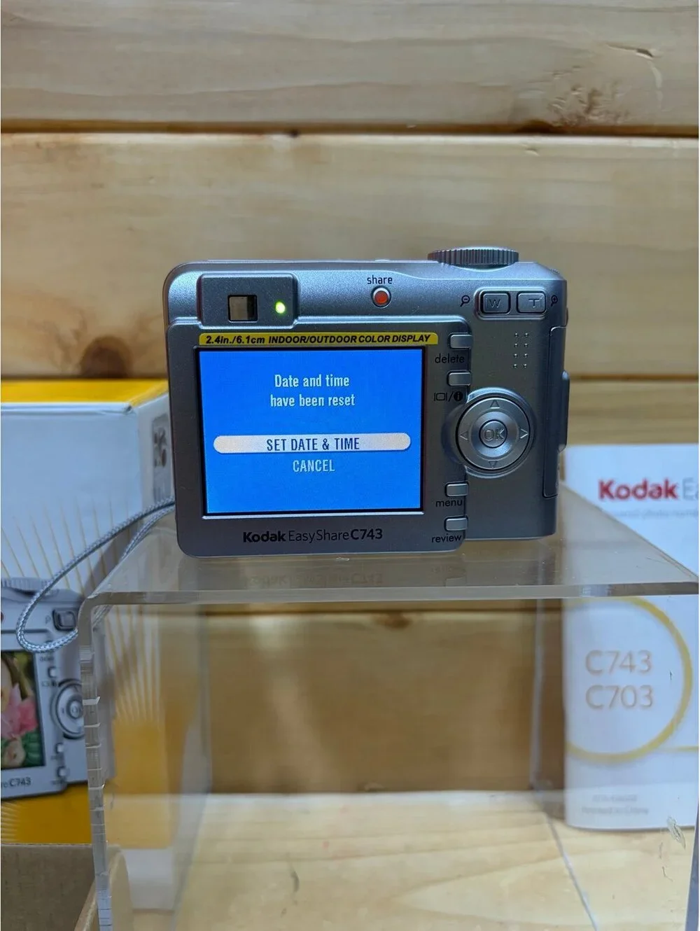 Kodak EasyShare C743 Silver 7.1MP Digital Camera complete with case